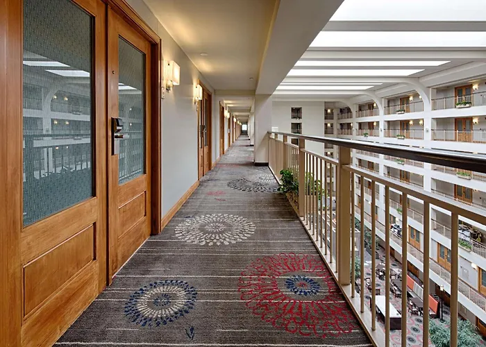 Embassy Suites By Hilton Chicago O'Hare Rosemont
