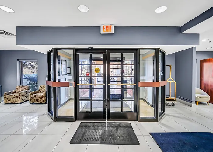 Carlton Inn O'Hare
