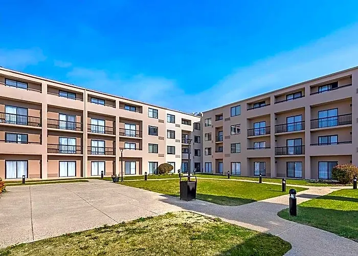 Comfort Inn & Suites Arlington Heights - Buffalo Grove